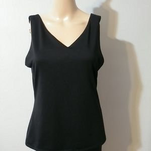 Boutique Essentials two ways reversible black tank